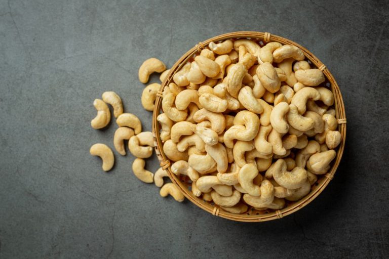 raw-cashews-nuts-bowl-dark-background-1-1024x683